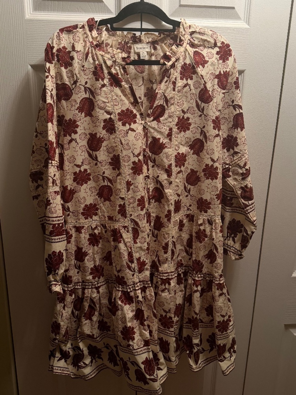 Scenario Cream & Burgundy Floral Tiered Boho Dress – Medium